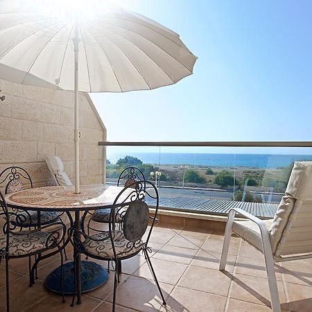 Nahariya Beachfront Eksteriør bilde